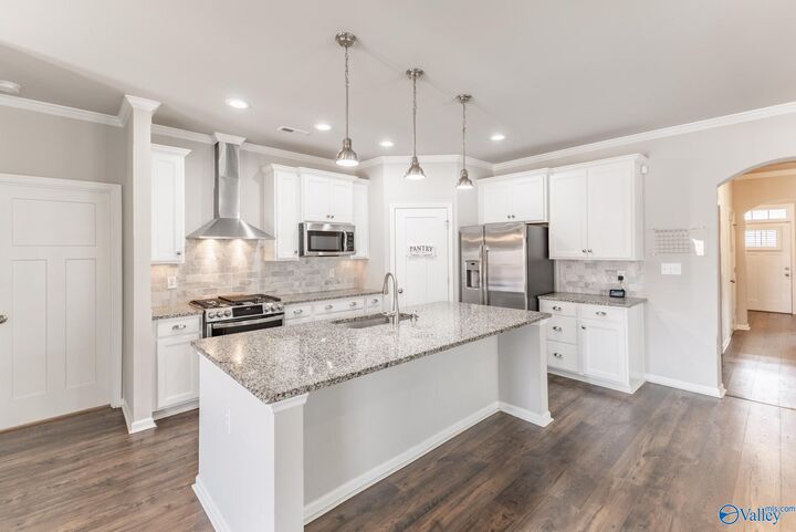 Property Photo: 2436 Hobbstone Circle SW AL 35803