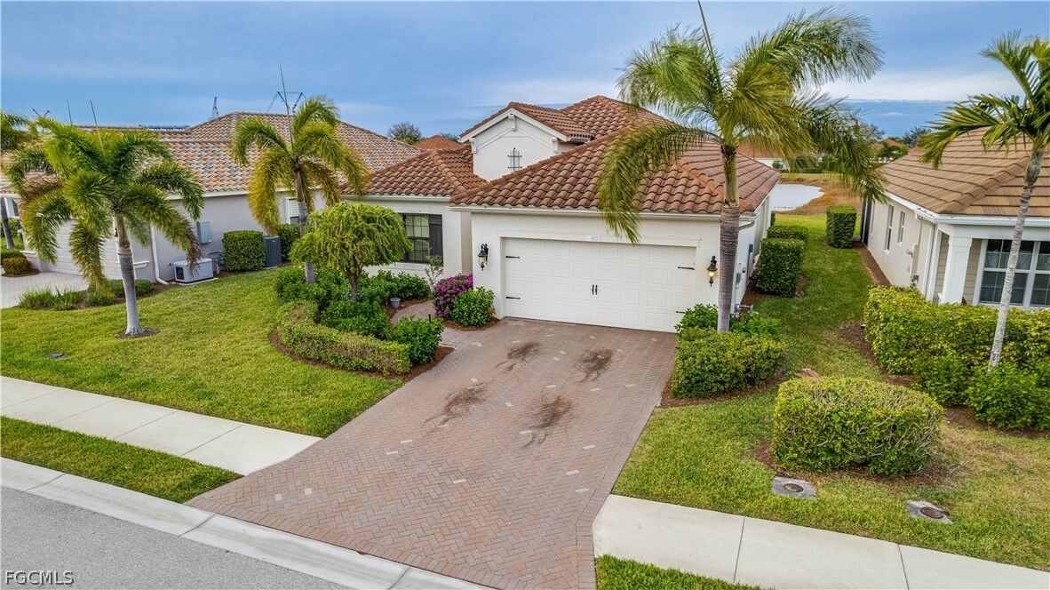 Property Photo:  4607 Mystic Blue Way  FL 33966 