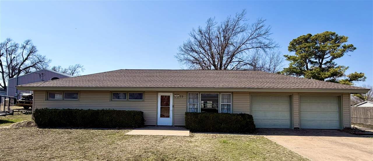 Property Photo:  75 Howard Street  OK 74604 