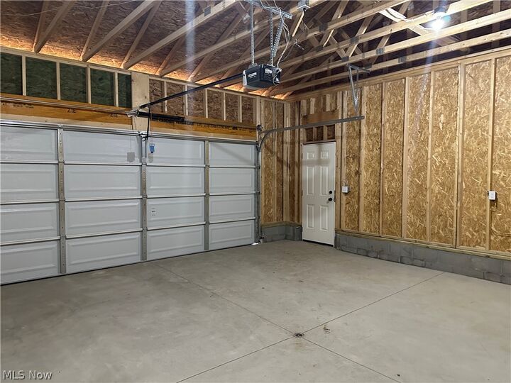 Property Photo:  206 Beachwood Drive  OH 44505 