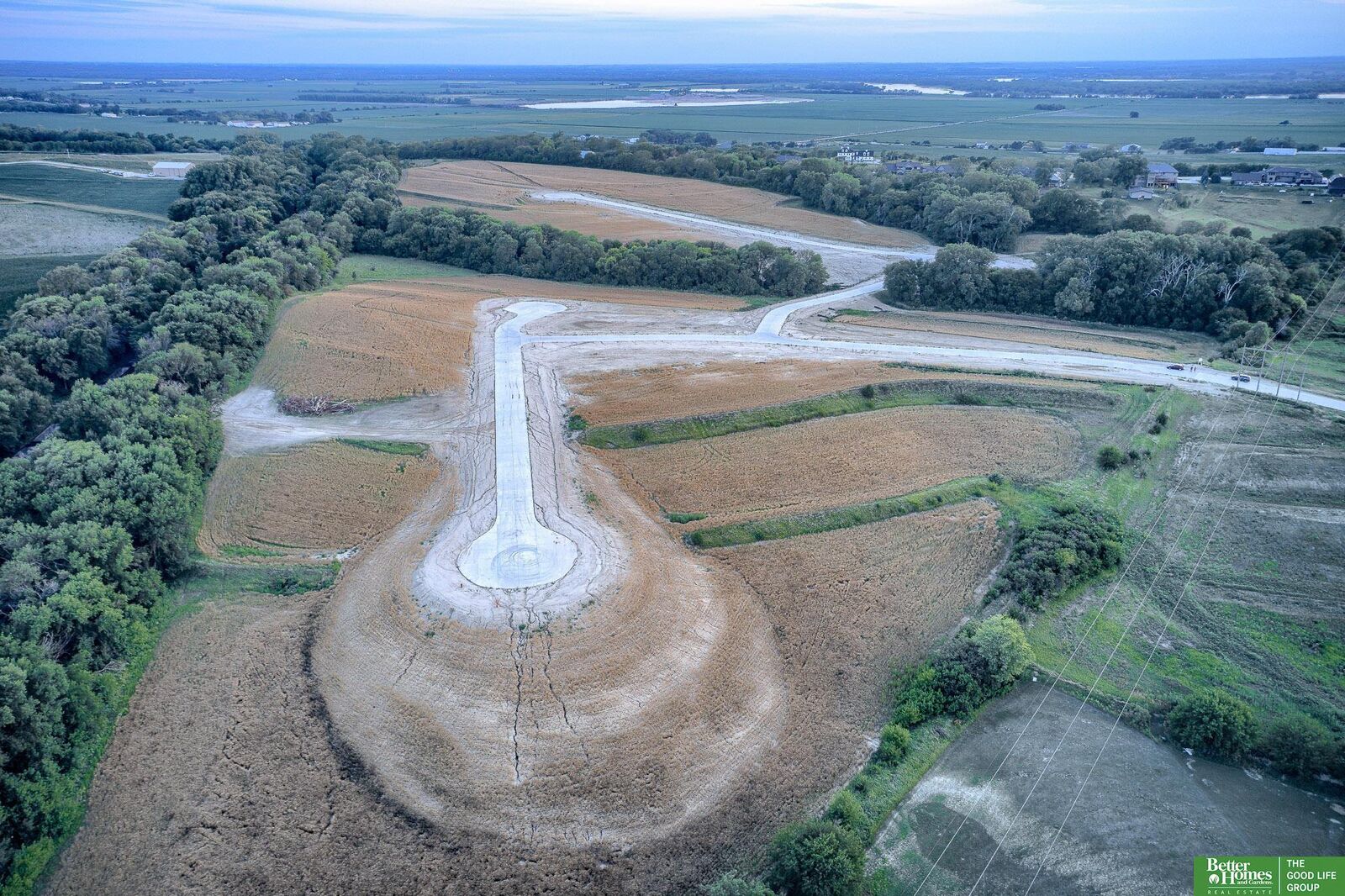 Property Photo:  22525 Crestline Circle  NE 68028 