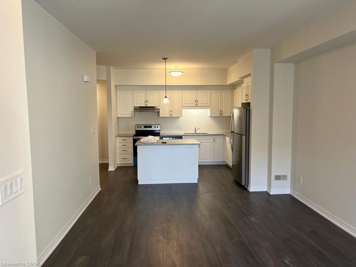 Photo de la propriété:  25 Isherwood Avenue A9  ON N1R 0E2 