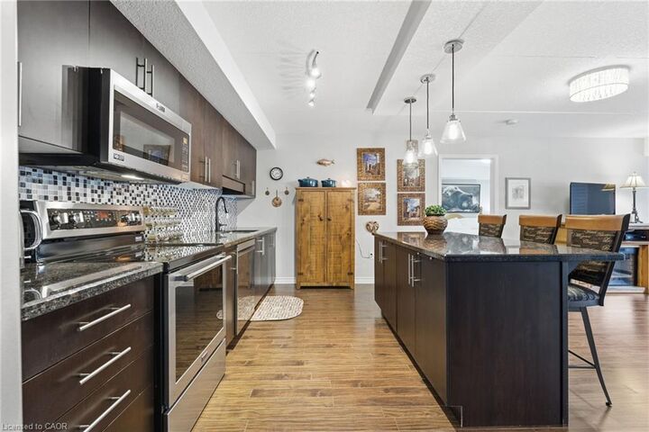 Property Photo: 776 Laurelwood Drive 311 ON N2V 0A8