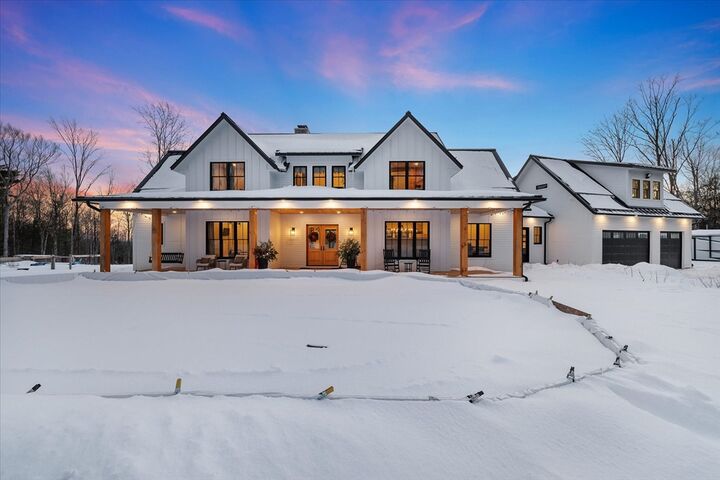 Property Photo:  5 Blueberry Hill Rd  MA 01027 