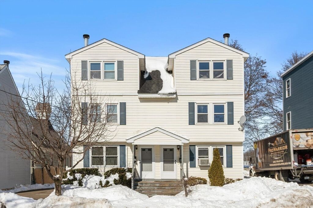 Property Photo:  32 Arlington St 32  MA 01830 