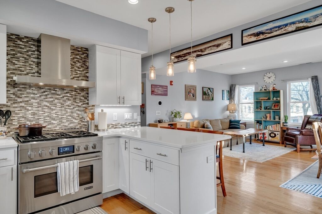 Property Photo:  104 Holland St 3  MA 02144 