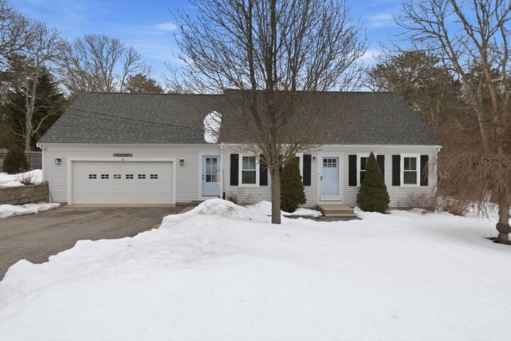 Property Photo:  15 Rose Ln  MA 02645 