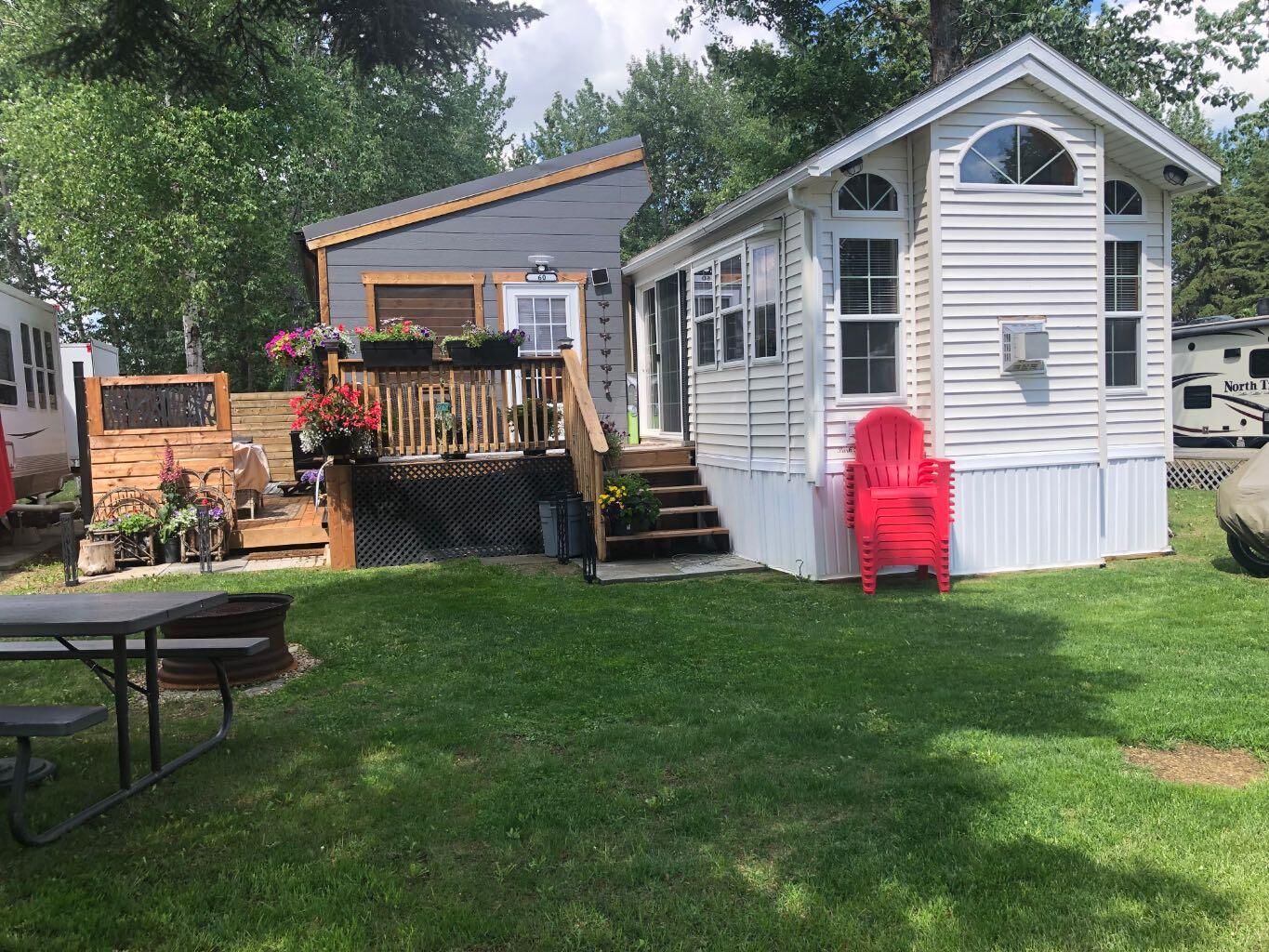 Property Photo: 12030 Township Rd 422 60 AB T0C 2J0