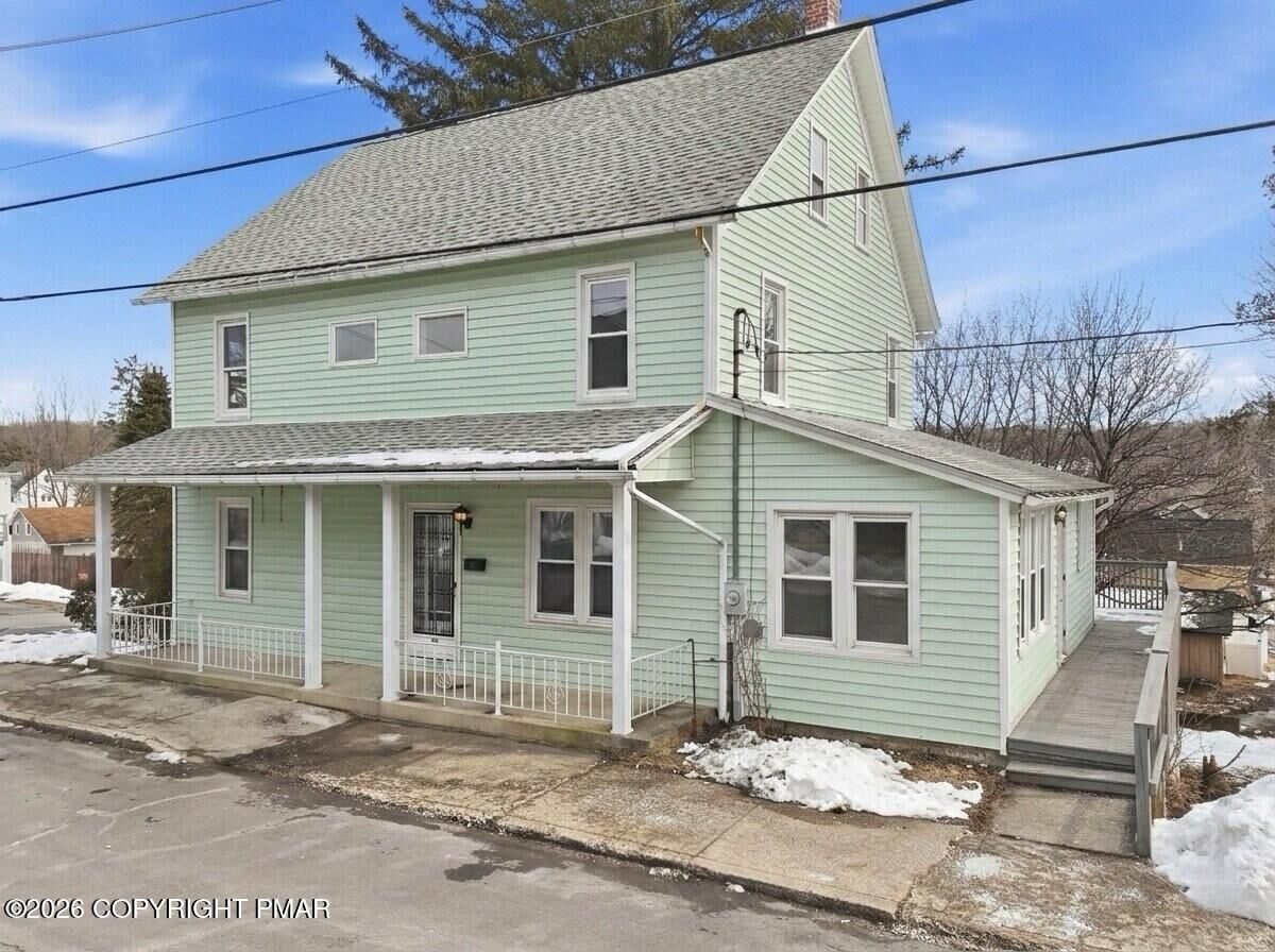 Property Photo:  25 N 5th Street  PA 18013 