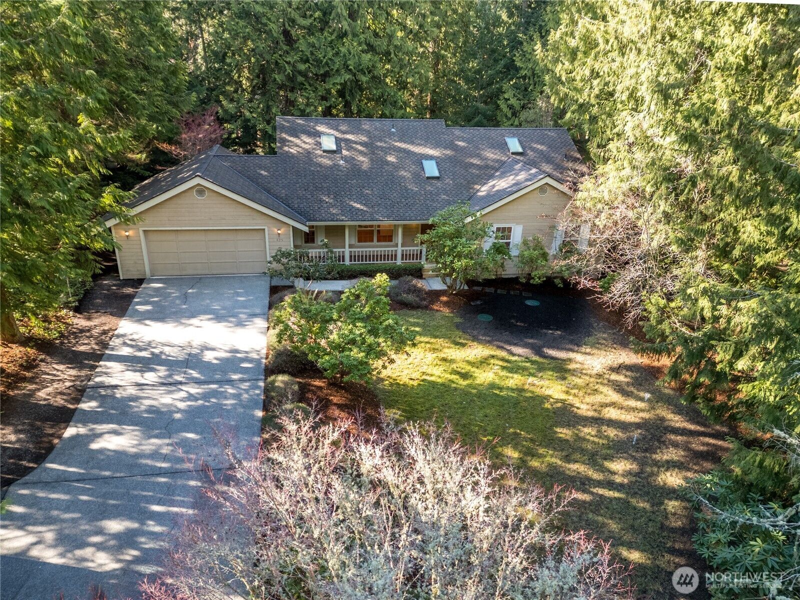 Property Photo:  425  Baycliff Drive  WA 98368 