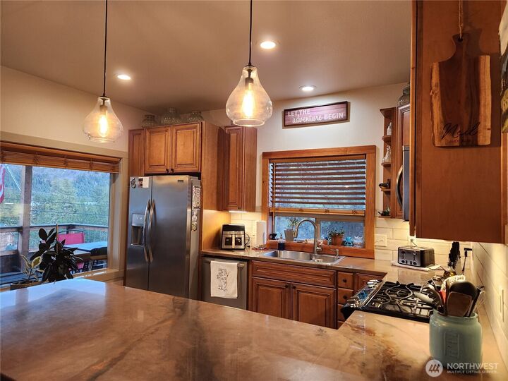 Property Photo:  1054  Lower Madison  WA 99166 