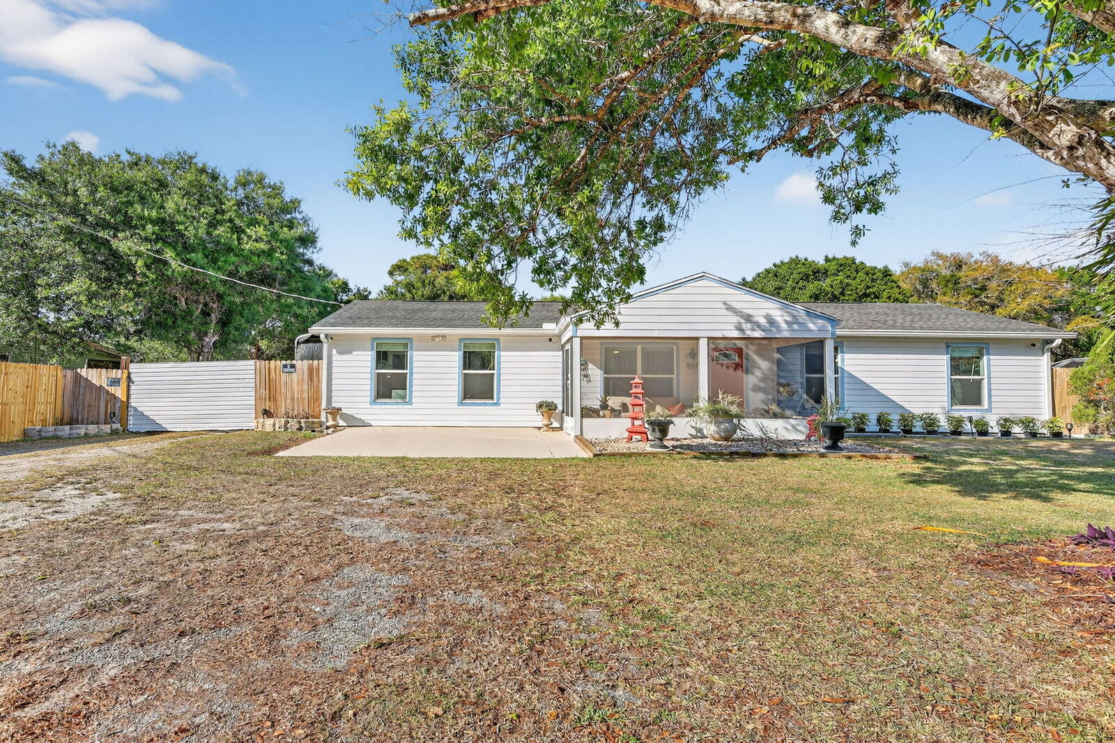 Property Photo: 356 Traub Avenue FL 34982