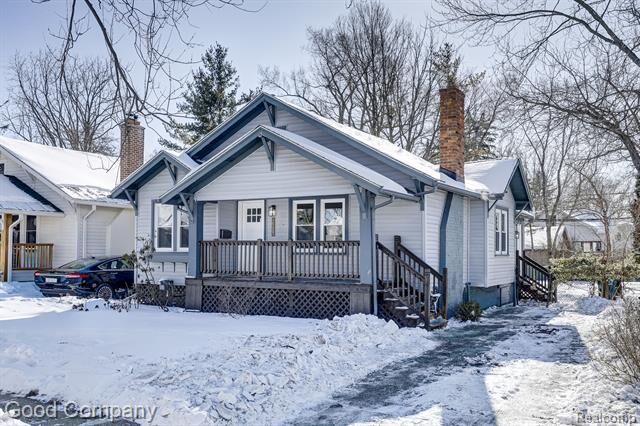 Property Photo: 16309 Kirkshire Avenue MI 48025