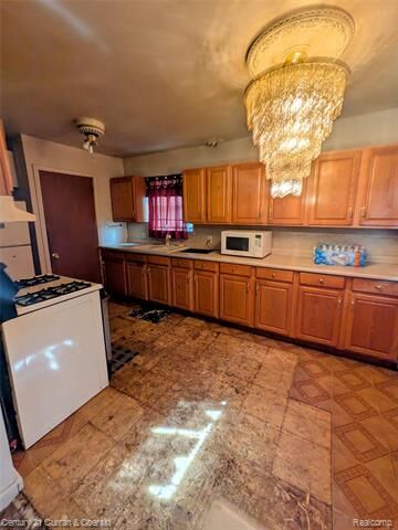 Property Photo:  26872 Colgate Street  MI 48141 