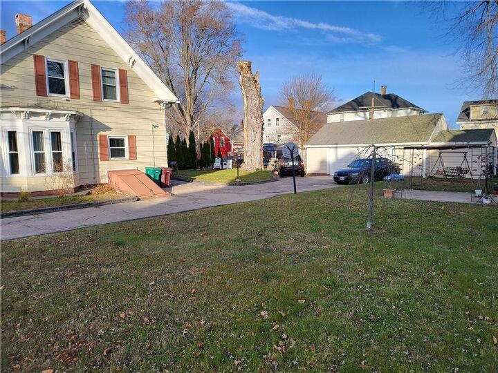 Property Photo:  123 4th Avenue  RI 02895 