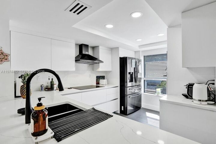 Property Photo: 2723 NE 164th St 77 FL 33160