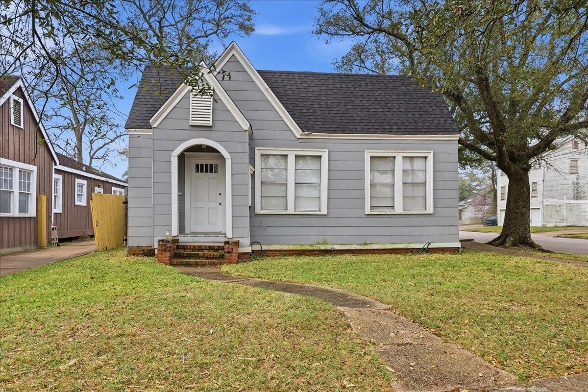 Property Photo:  2399 North St.  TX 77702 