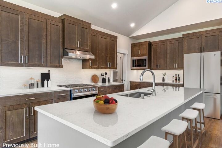 Property Photo:  5716 Flathead Ave.  WA 99301 