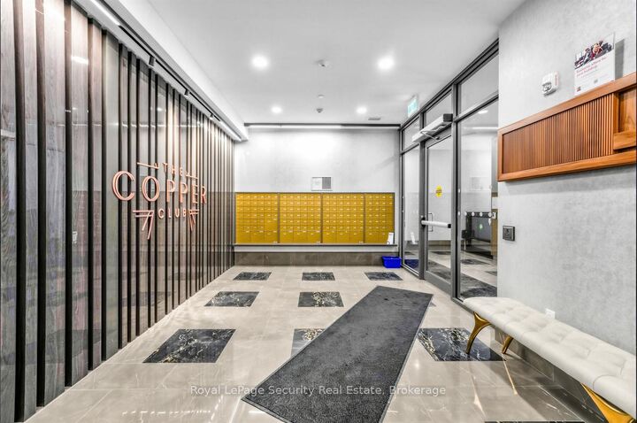 Property Photo: 73 Arthur Street 807 ON N1E 0S8