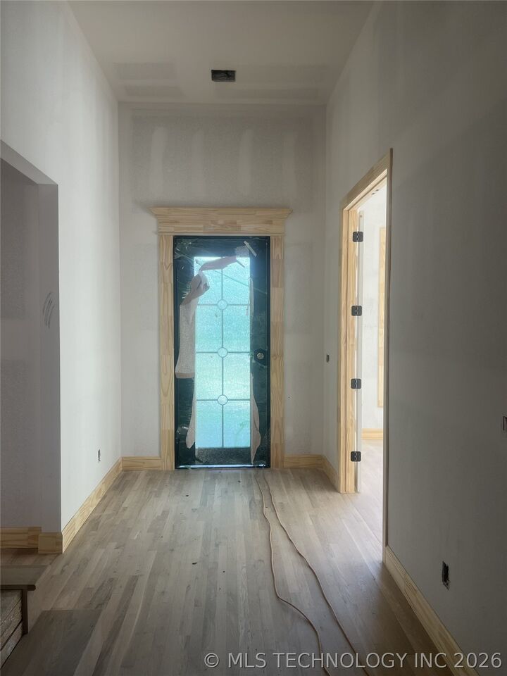 Property Photo:  6905 S Willow Avenue  OK 74011 