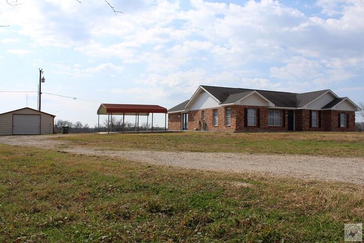 Property Photo: 1526 County Road 4744 TX 75482