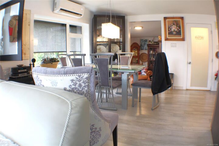 Property Photo:  1120 Donna Ave  BC V9B 2Z3 