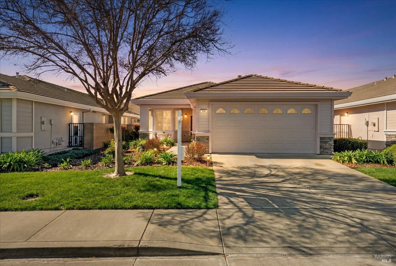 Property Photo: 319 Trellis Lane CA 95687