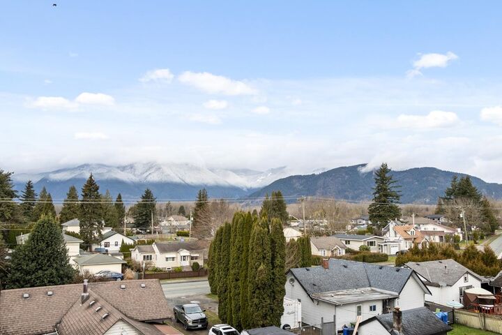 Property Photo: 9450 Robson Street 309 BC V2P 4E4