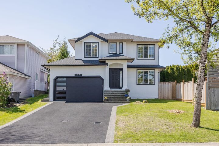 8077 169 Street — photo 1