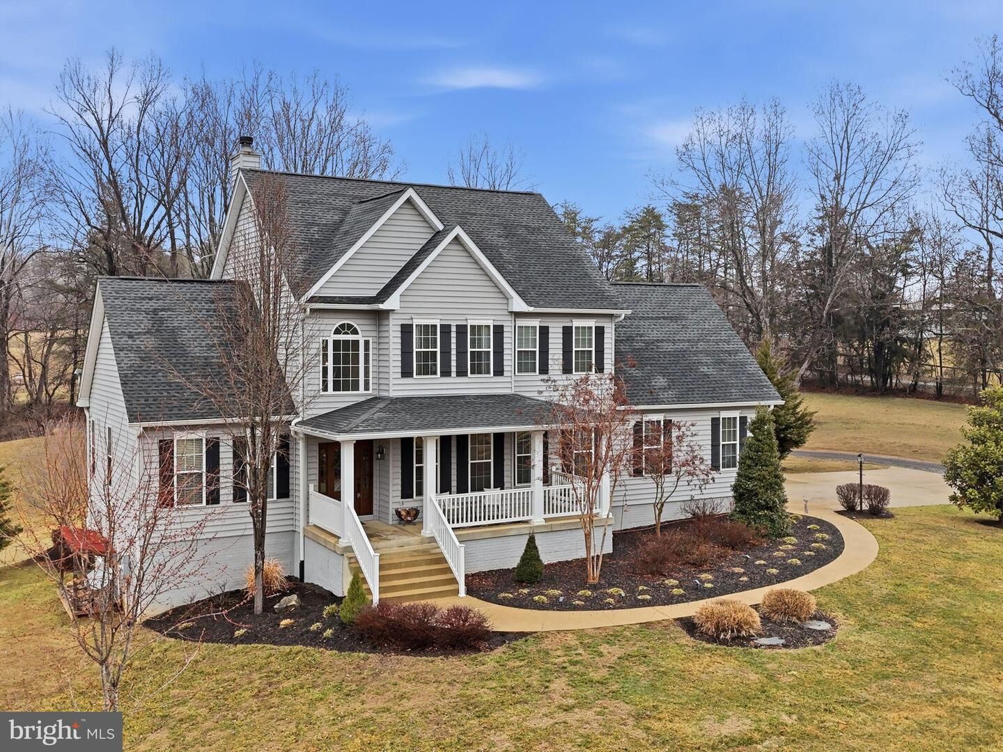 Property Photo: 9454 Piney Mountain Road VA 20186