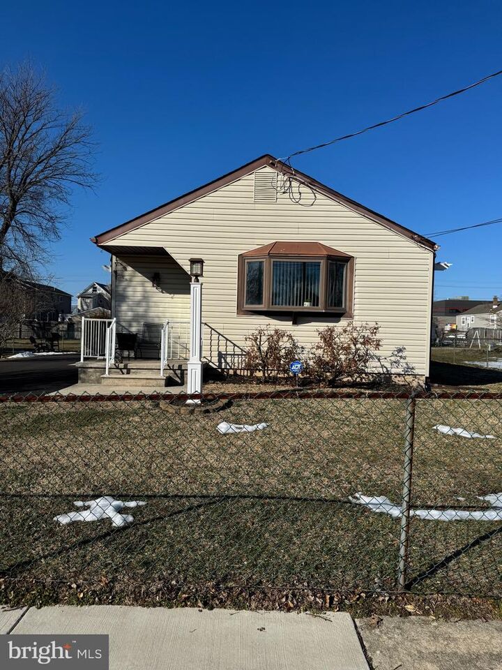 Property Photo:  420 W Wood Street  NJ 08360 