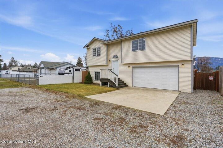 Property Photo:  106 E 9th Ave  ID 83854 