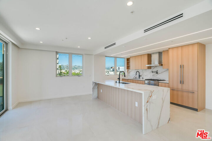 Property Photo:  1414 S Beverly Dr  CA 90035 