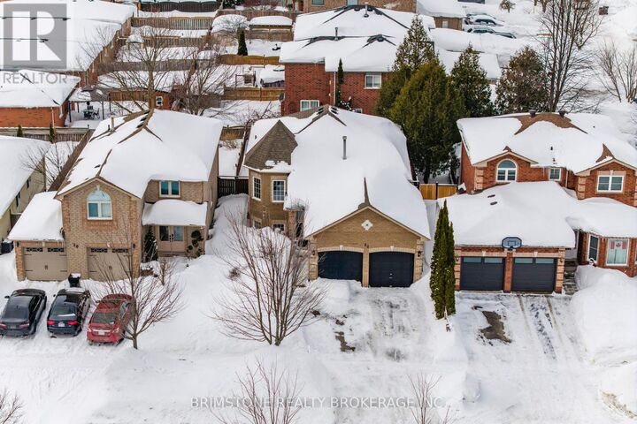 Property Photo: 22 Dykstra Drive ON L4N 0E2