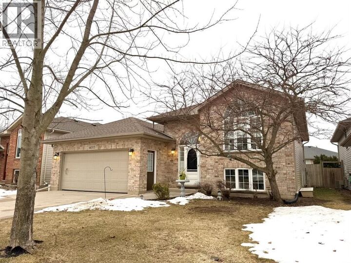 Photo de la propriété:  4015 Applewood Drive  ON N0N 1R0 