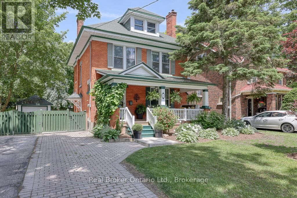 Property Photo: 285 Ingersoll Avenue ON N4S 4W8