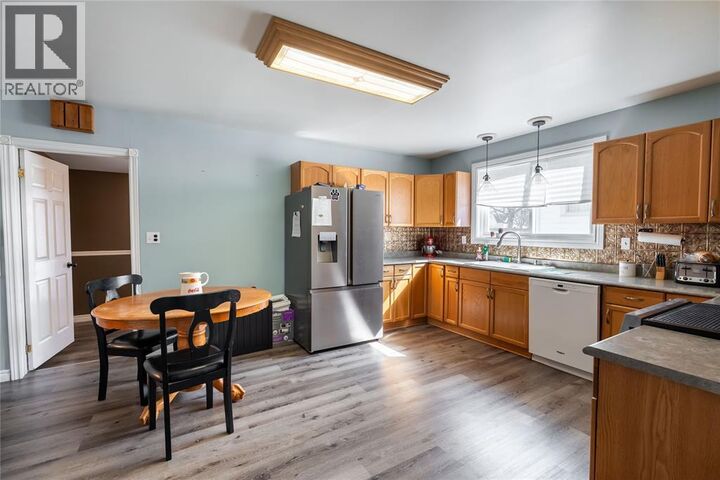 Photo de la propriété:  85 Main Street  ON N8A 2G7 