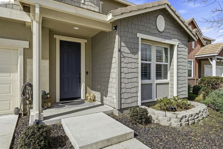 Property Photo:  369 Parkfield Way  CA 94561 