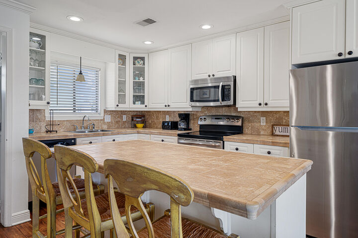 Property Photo: 775 Gulf Shore Drive Unit 2092 FL 32541