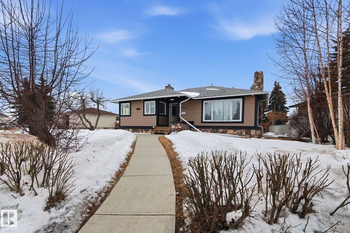 Property Photo:  13538 127 Street NW  AB T5L 1B9 