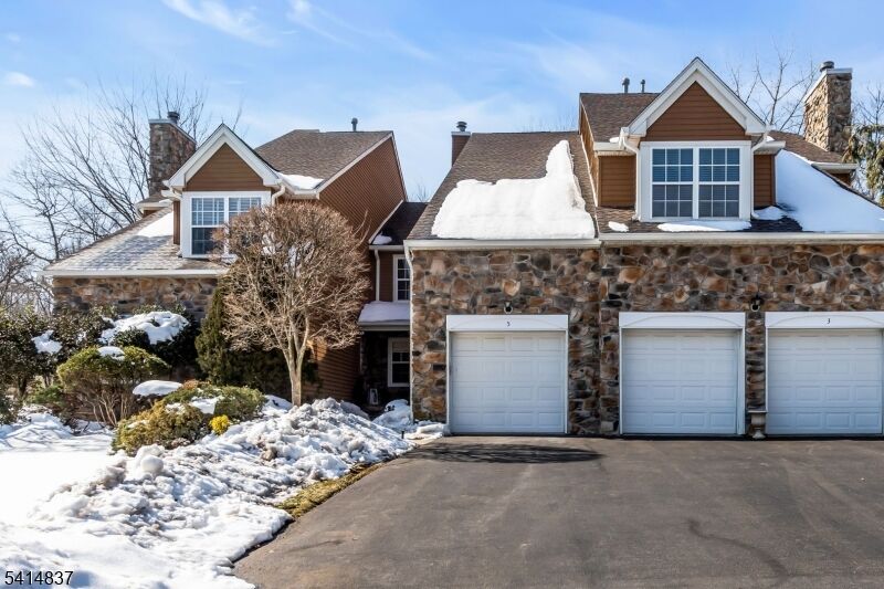 Property Photo:  5 Hunter Rd  NJ 07508 