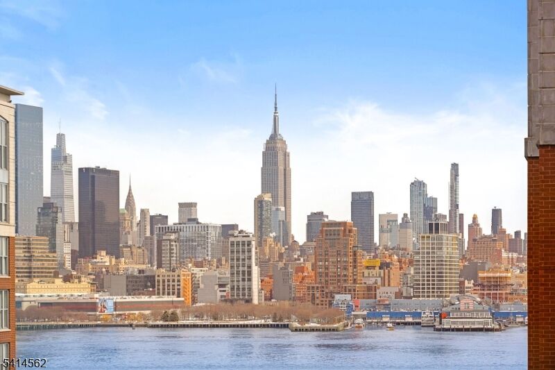 Property Photo:  1000 Maxwell Ln 9C  NJ 07030 