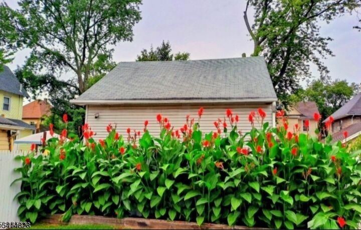 Property Photo: 962 W 6th St NJ 07063