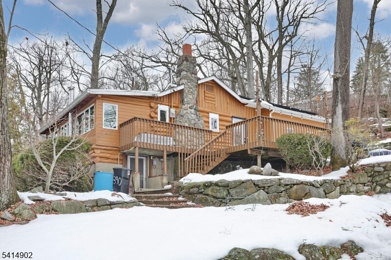 Property Photo:  390 Lakeview Ave  NJ 07456 