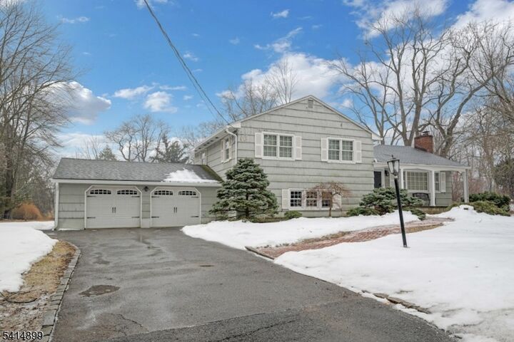 Property Photo: 6 Wyndwood Rd NJ 07950