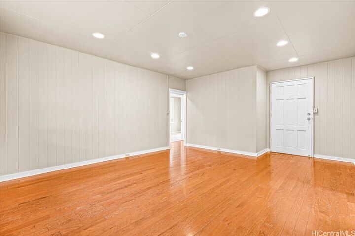 Property Photo:  94-1122 Huakai Street  HI 96797 