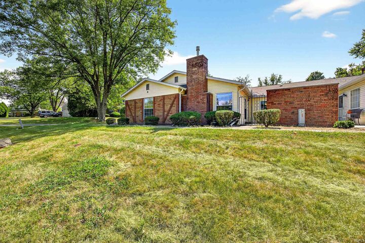 Property Photo:  3302 S Commons Drive  IN 47401 