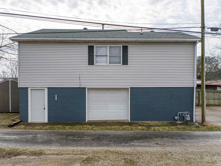 Property Photo: 1017 W Third Street IN 47620