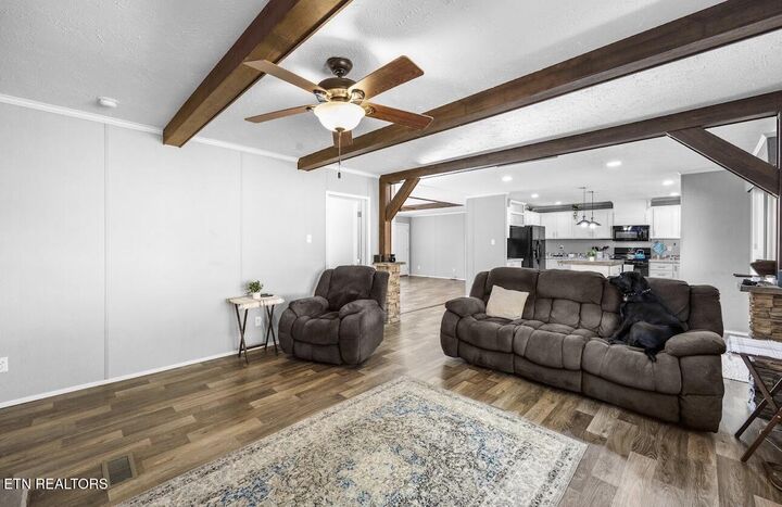 Property Photo: 273 County Road 364 TN 37826