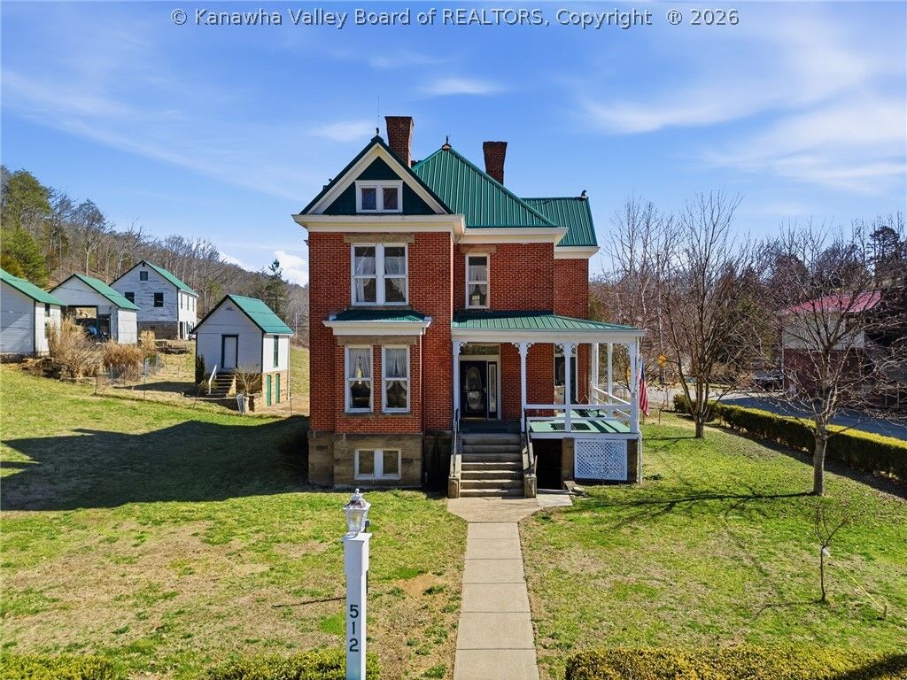 Property Photo:  512 Walgrove Road  WV 25071 